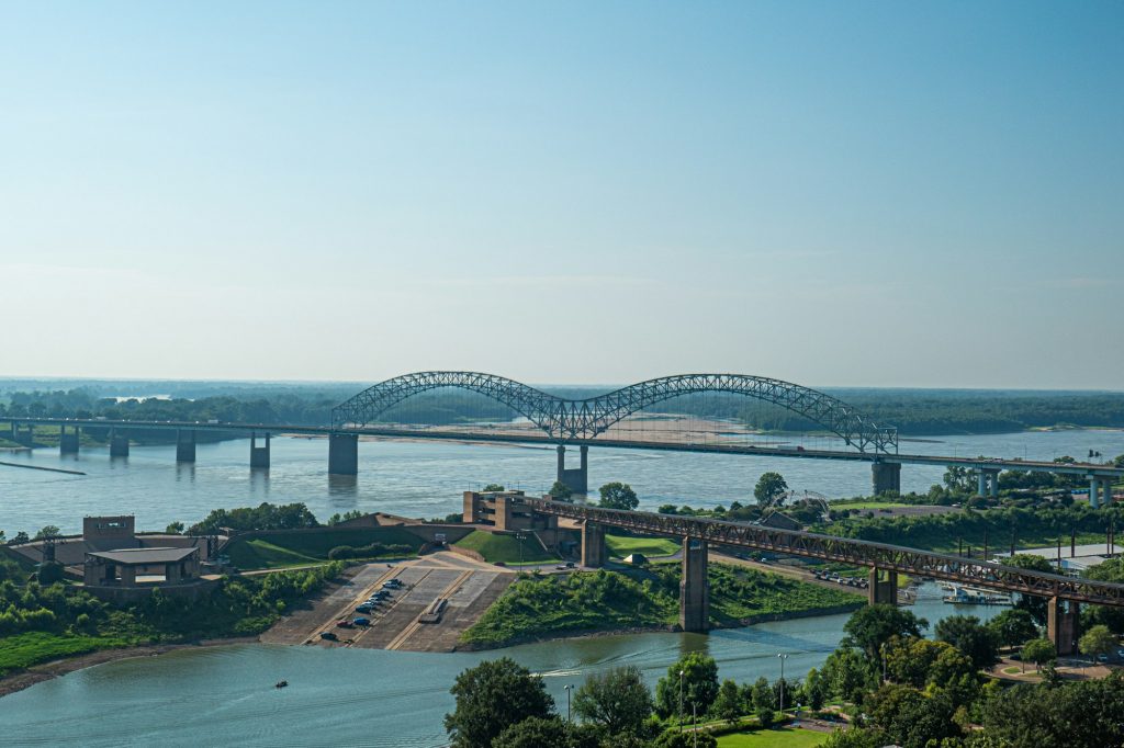 Famous M bridge over the Mississippi River in Memphis, Tennessee.